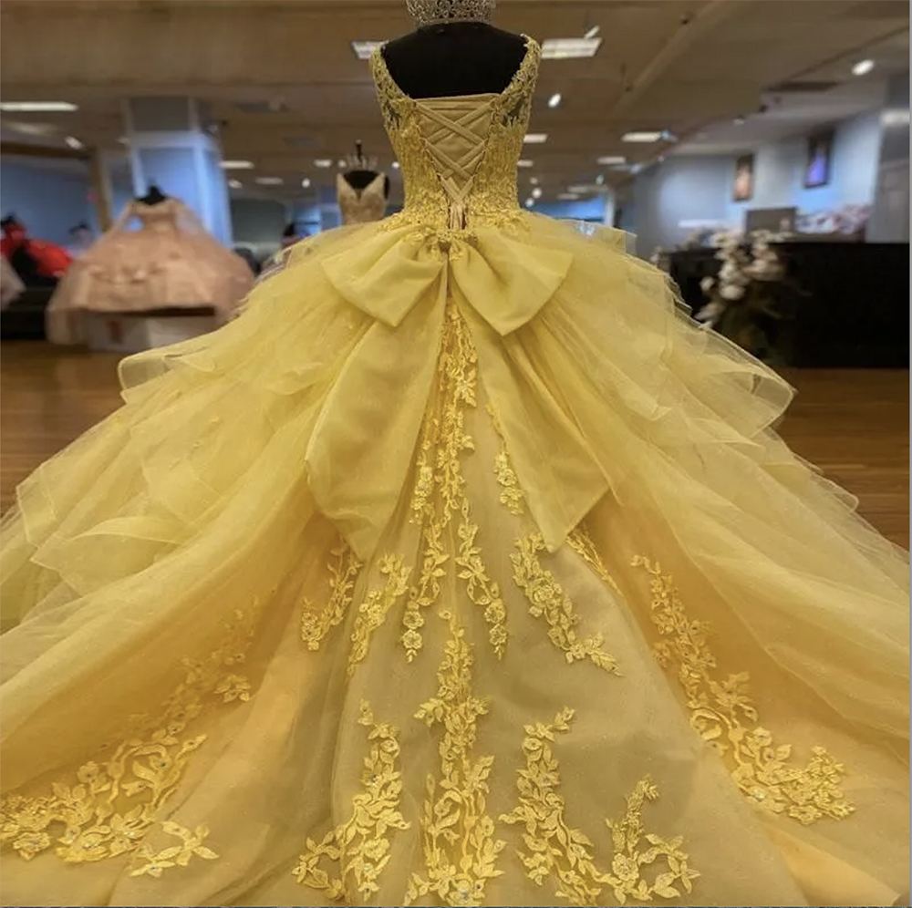 صفراء quinceanera فساتين الدانتيل زين العنق بلا أكمام مصنوعة خصيصًا تنورة تول حلوة 15 16 الأميرة ثوب الكرة