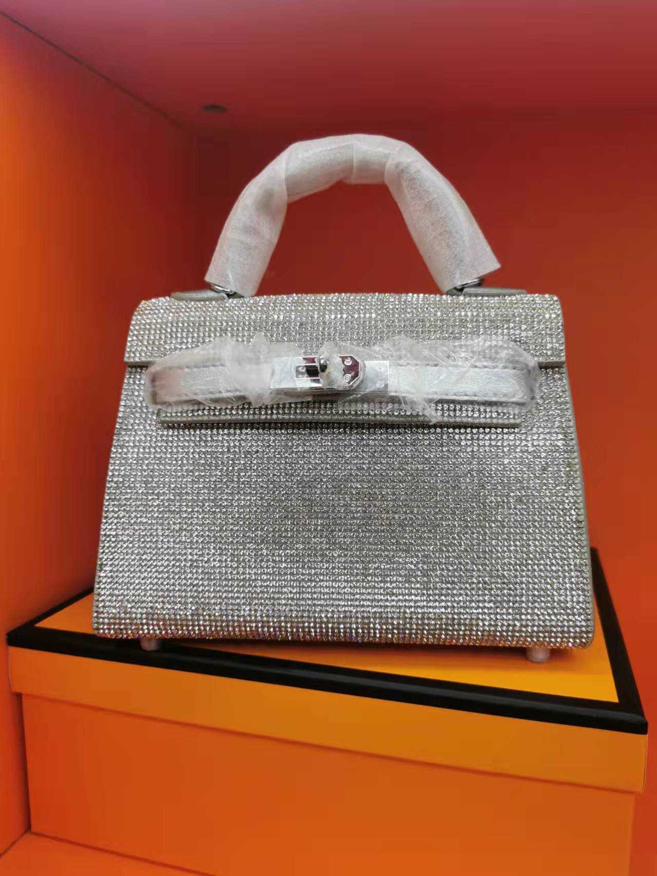 Legal Copy Deisgner 8A Bags online shop 2024 Mini Second Generation Diamond Set Bag Womens Water Handbag Sparkling Full Have Real Logo