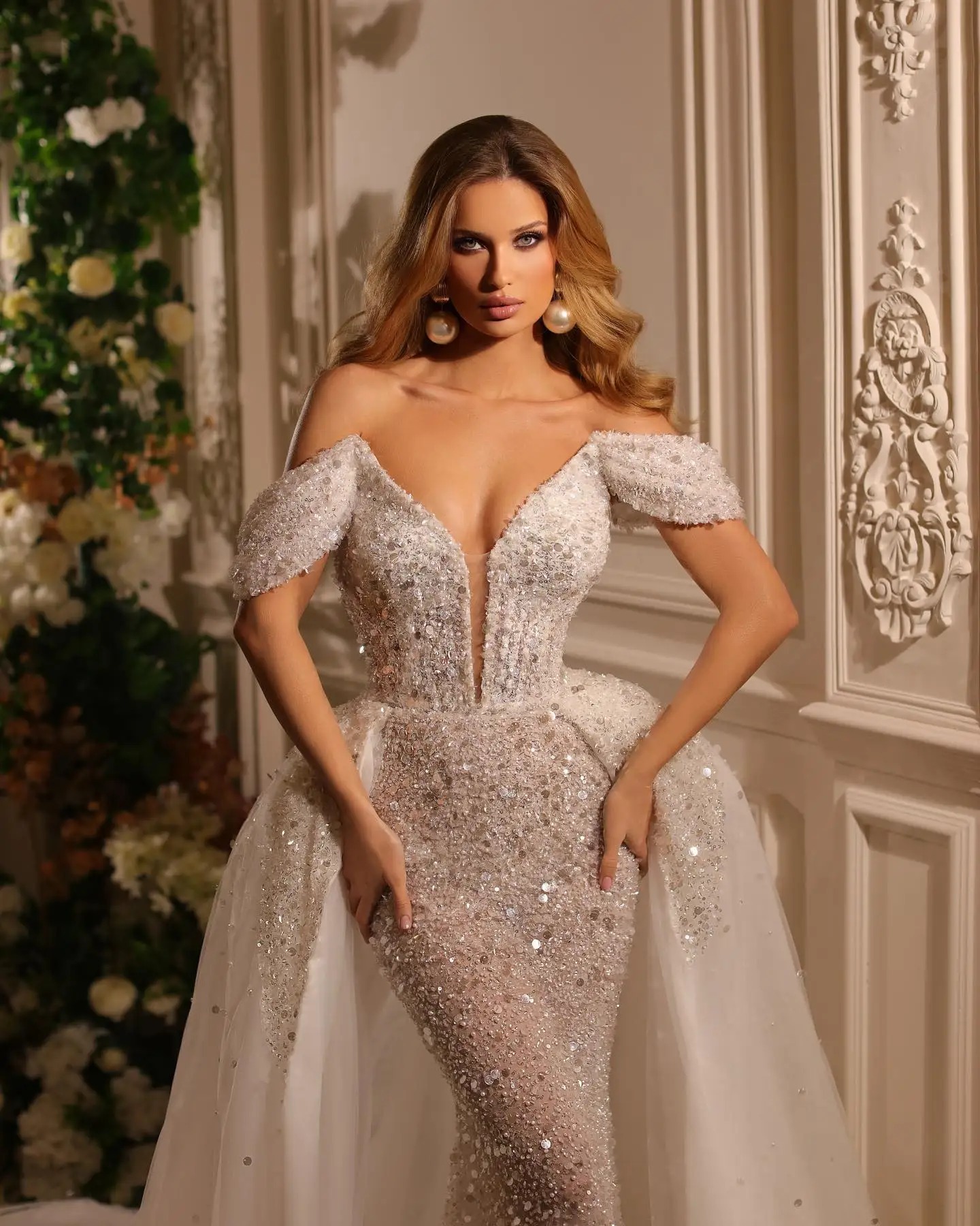 Classic Mermaid Wedding Dresses For Women Off Shoulder V Neck Bridal Gowns Sequins Detachable Train Dress Custom Made