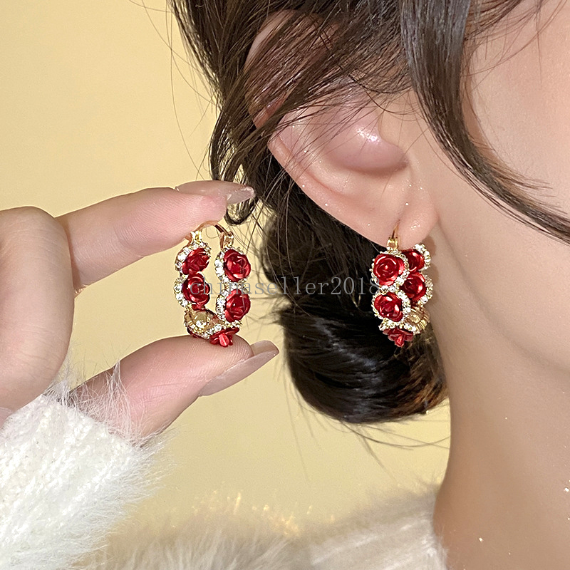Fashion Red Rose Flower Hoop Earrings for Women Crystal Rhinestone Earrings Metal Wedding Jewelry Gifts