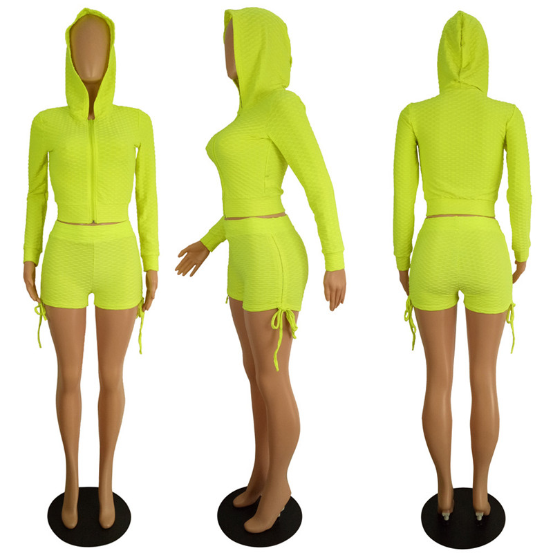 2024 Designer Spring Tracksuits قطعتين مجموعات النساء سترة الأكمام الطويلة وسراويل شورت مطابقة للياقة البدنية التعرق بالملابس بالجملة 10607