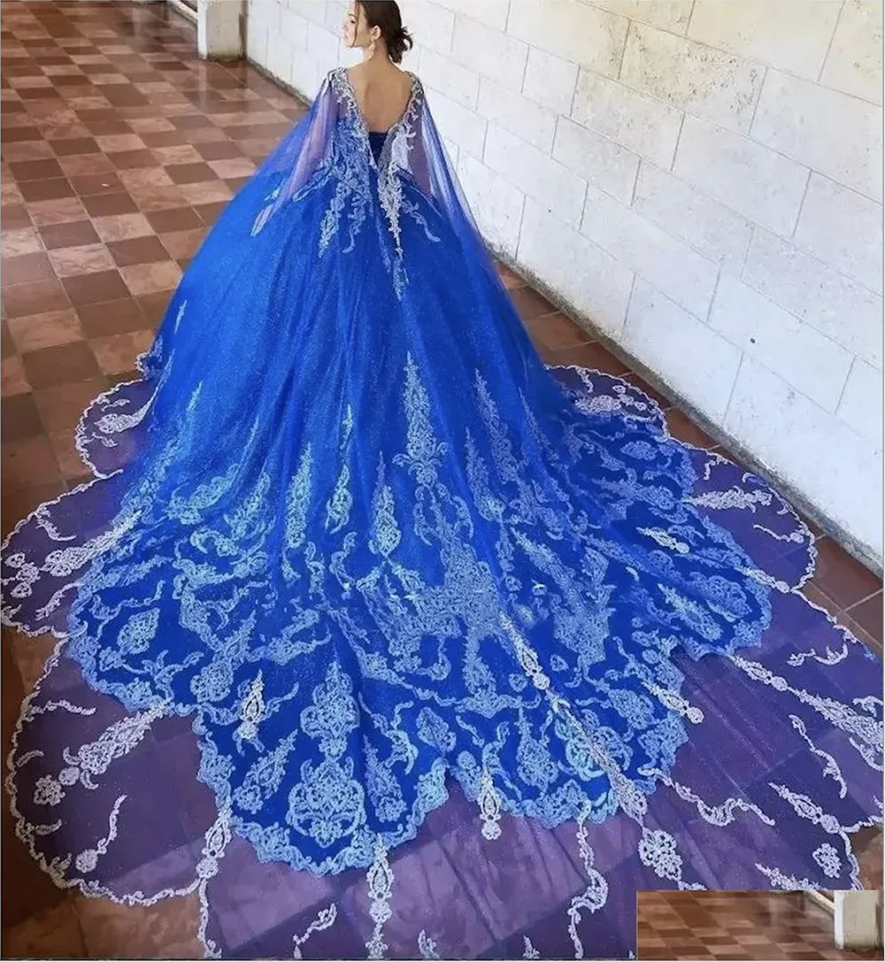 Quinceanera Dresses Royal Blue Gorgeous Dresses With Detachable Long Wrap V-Neck Beaded Lace Appliques Girls 15 Years Party Prom Gowns