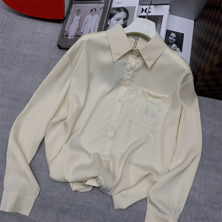 Camisa feminina designer blusas de seda manga comprida primavera clássico moda carta padrão em relevo solto casual minimalista topo