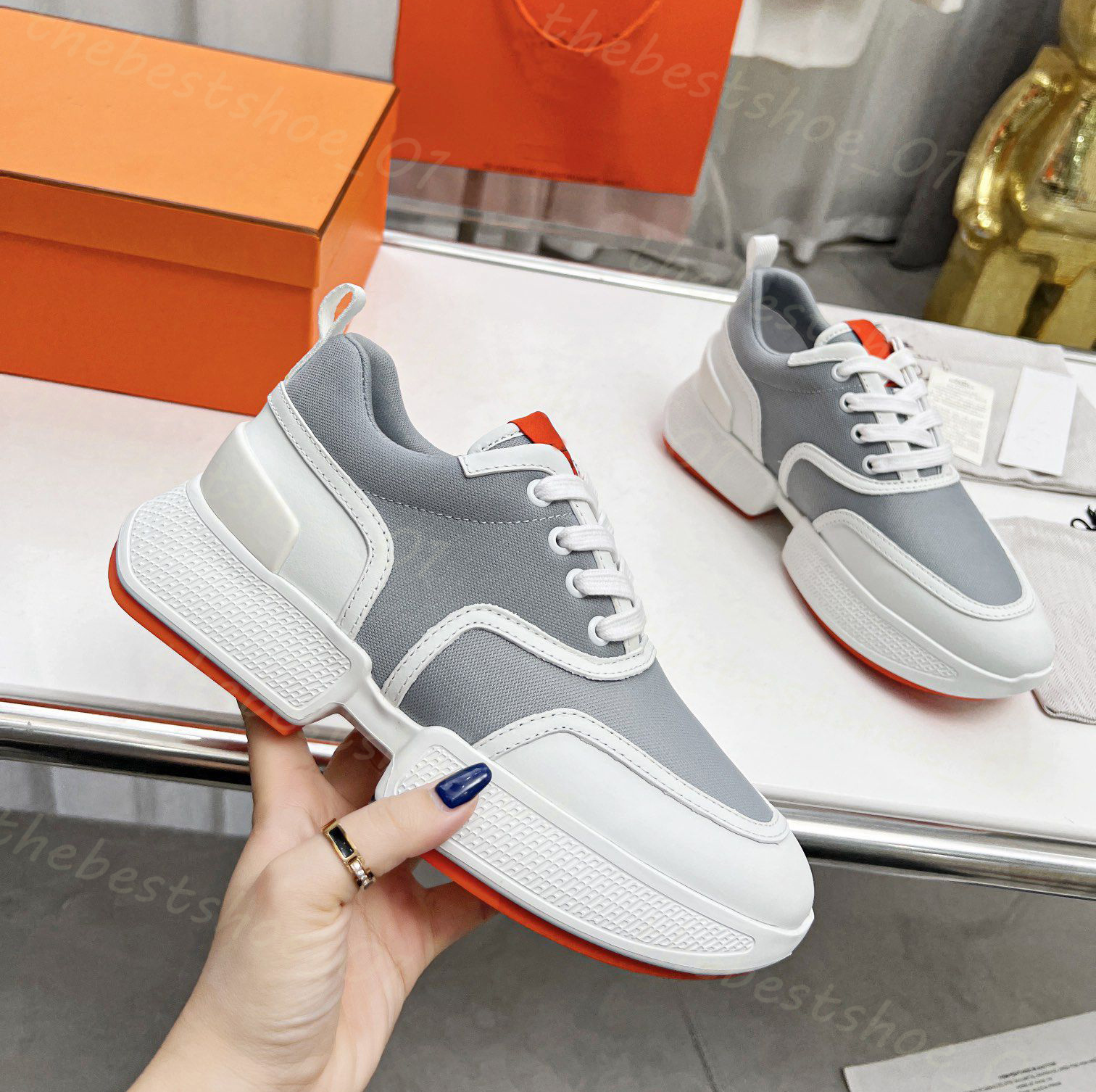 Designer Casual Chaussures Giga Baskets À La Mode Hommes Femmes Couple Taille Grand Casual Baskets Polyvalentes De Luxe En Caoutchouc En Cuir Doux Chaussures De Confort