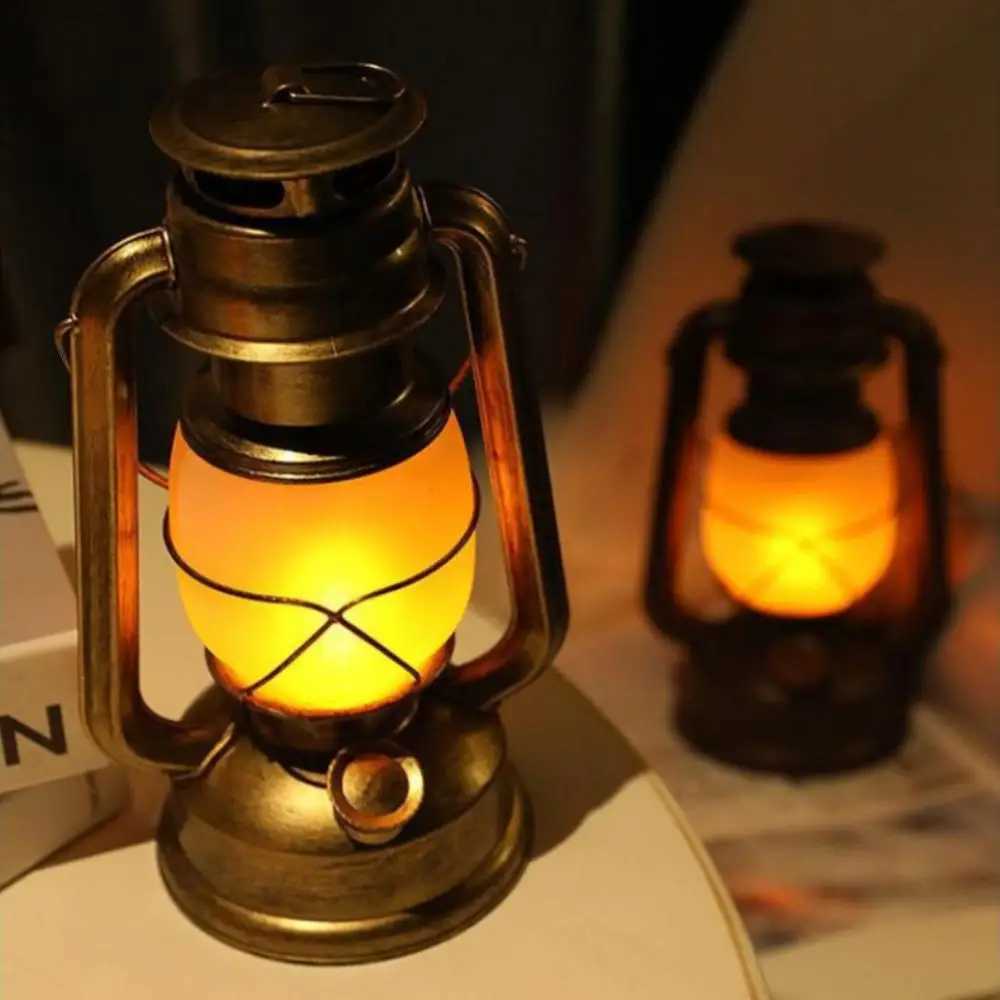 Camping Lantern Retro Camping Lanterns Portable Vintage Hanging Battery LED Flame Warm Light Nature Hike for Fishing Tent Camping Equipment YQ240124