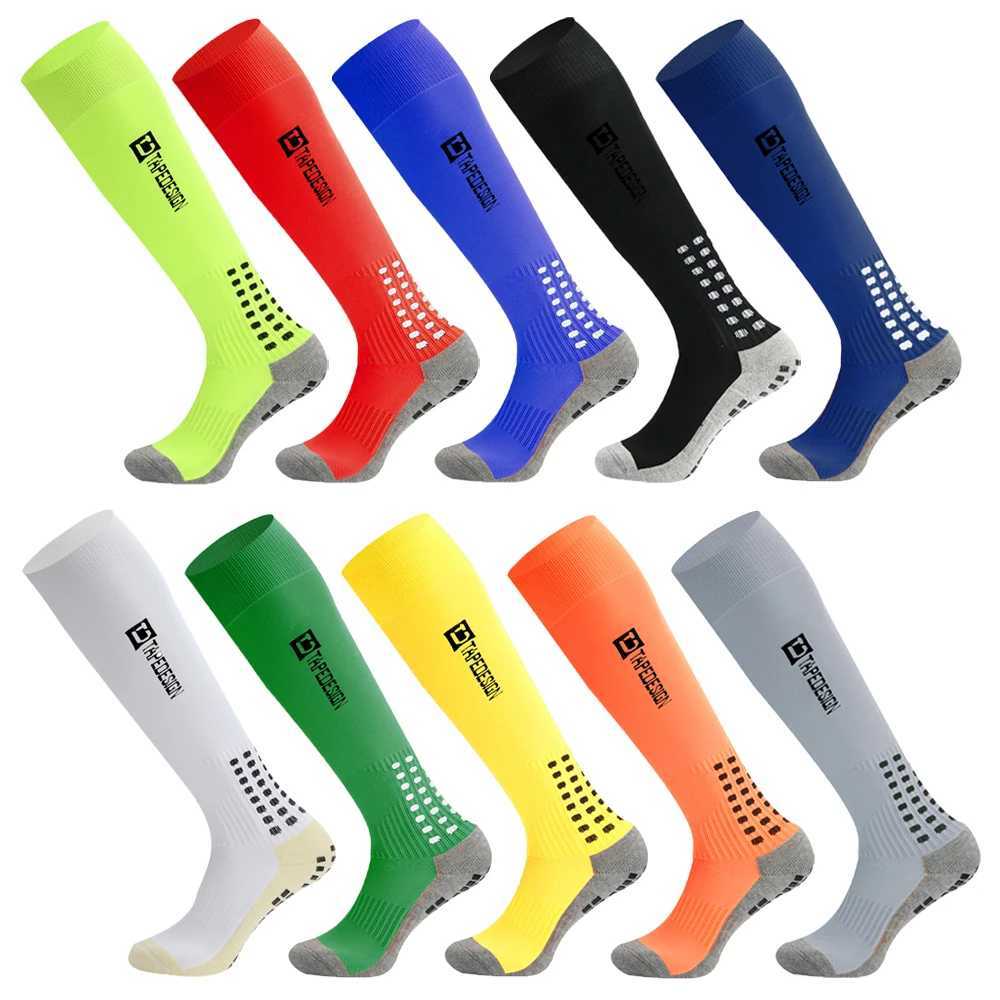 Skarpetki sportowe Nowe długie skarpetki piłkarskie Silikon Sekcja Grip Anti Slip Soccer Socks Sports Men Men Baseball Rugby Socks YQ240126