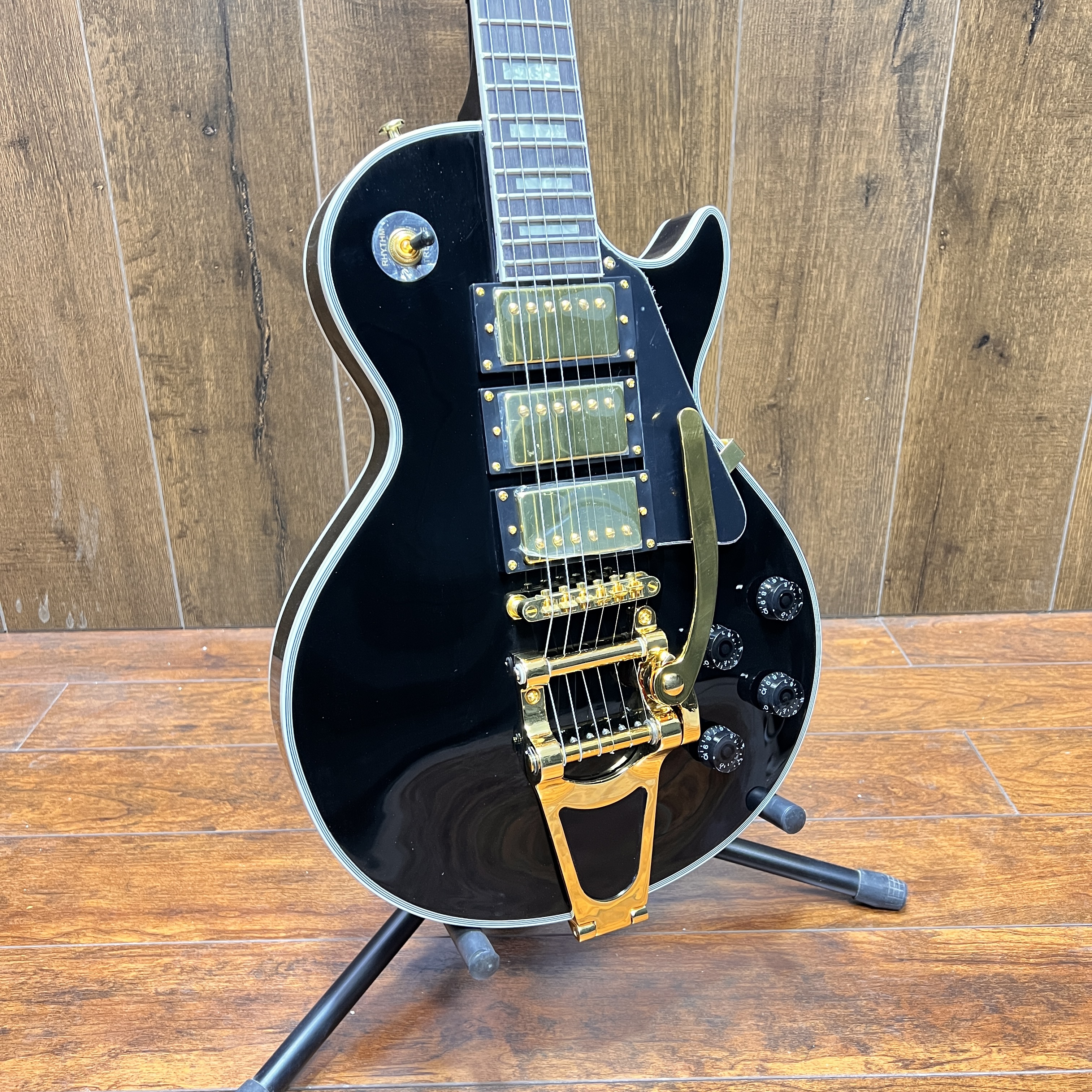 Guitare électrique LP personnalisée, couleur noire, matériel doré, son de haute qualité, bon, en Stock, livraison gratuite, offre spéciale