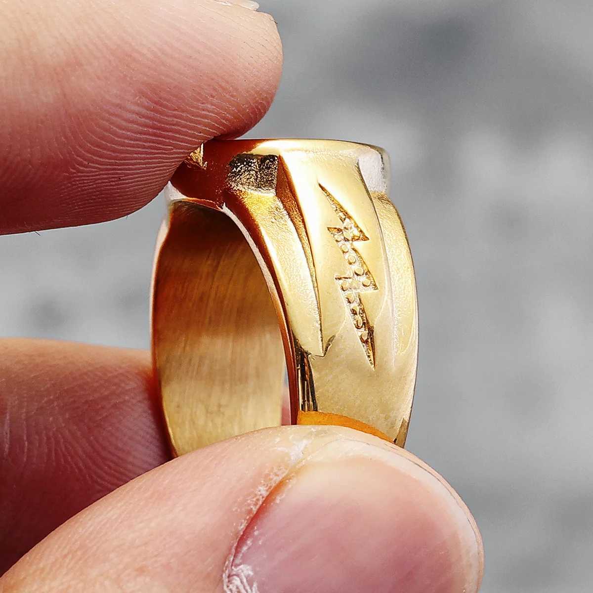 Bandringen Gouden Bliksem Herenringen 316L roestvrijstalen ring Hiphop verguld Klassiek voor vriend Paar Sieraden Beste cadeau Groothandel 240125