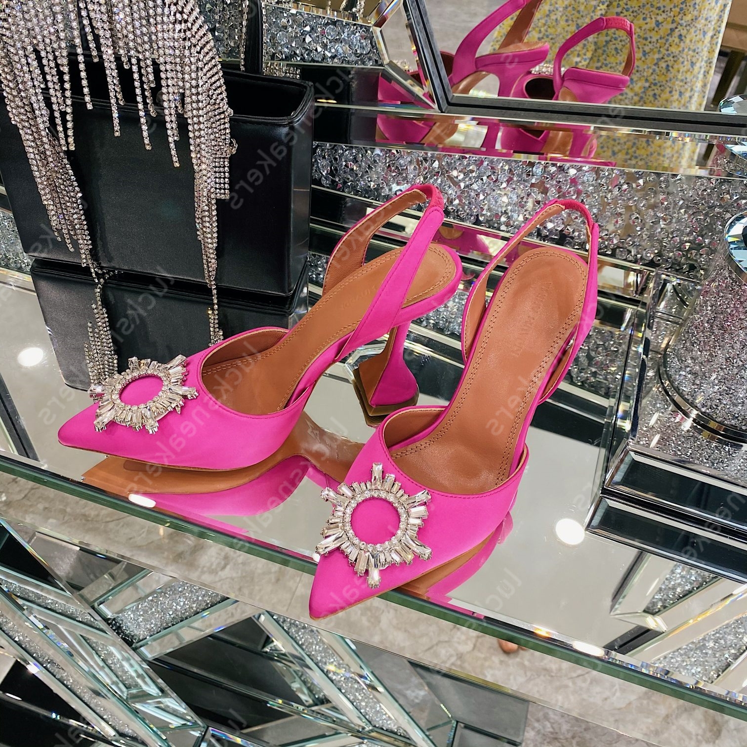 Designer Amina Muaddi Begum Dress Shoes Luxury Womens Satin Pointed Crystal-Sunflower Sandals Diamond Bow Decoration Wine Glasses High Heels Party Walking Pumps