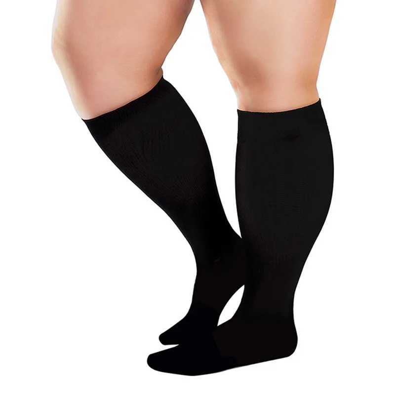 Sportsocken 4XL Vergrößerte Kompressionssocken für Männer mit schwarzer Farbe Krampfadern Diabetes Outdoor-Sport Laufsocken für Frauen Großhandel YQ240126