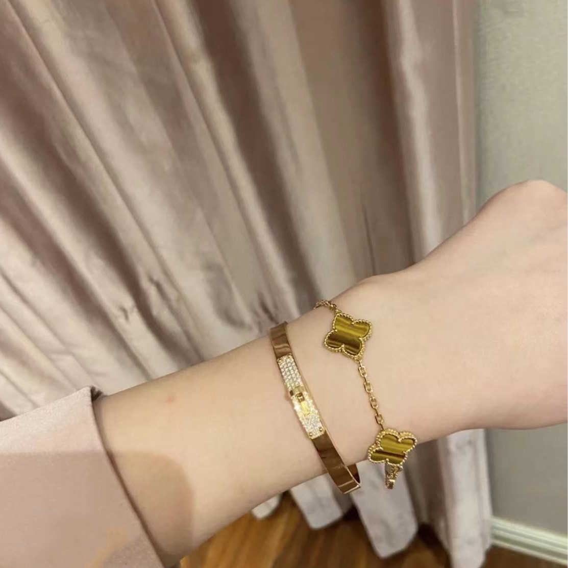 ORIGINAL 1TO1 VAN C-A ​​Version Four-Leaf High Clover Five Flower Armband V Gold Female Double-Sided Tiger Eye Thick Electropating Live Goodsft0i1yw9