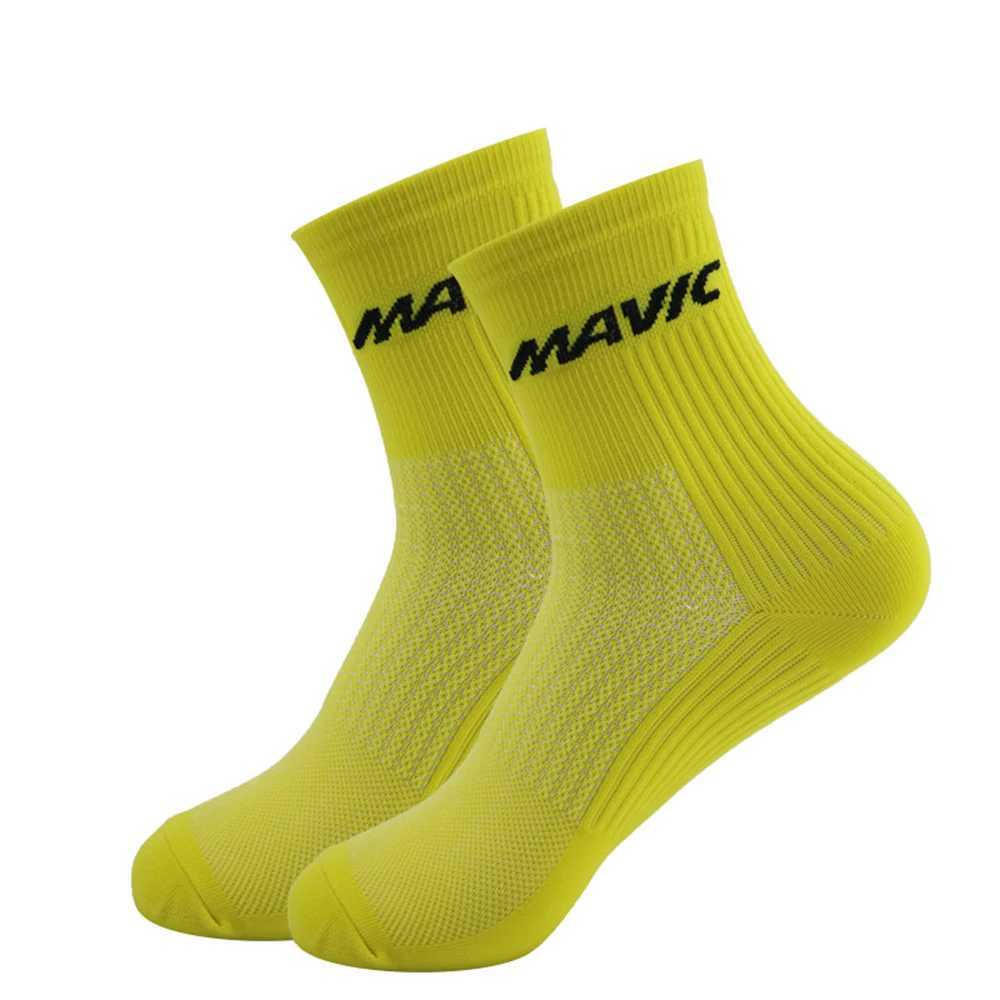 Sports Socks Mid tube cycling socks outdoor sports cycling socks best-selling wear-resistant color matching mid tube socks basketball sock YQ240126