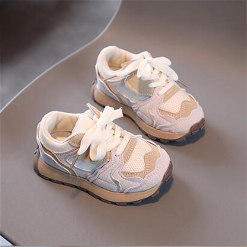 2024 New Spring Summer Children's Sports Shoes Boys' Running Shoes Spell Color Splicing Girls' Flats Casual Shoes Tide