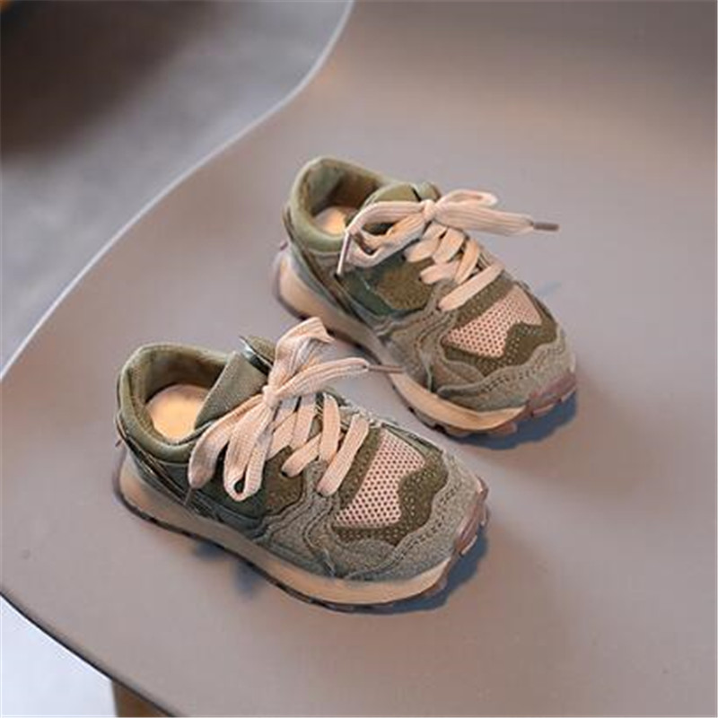 2024 Nouveaux chaussures de sport pour enfants du printemps d'été