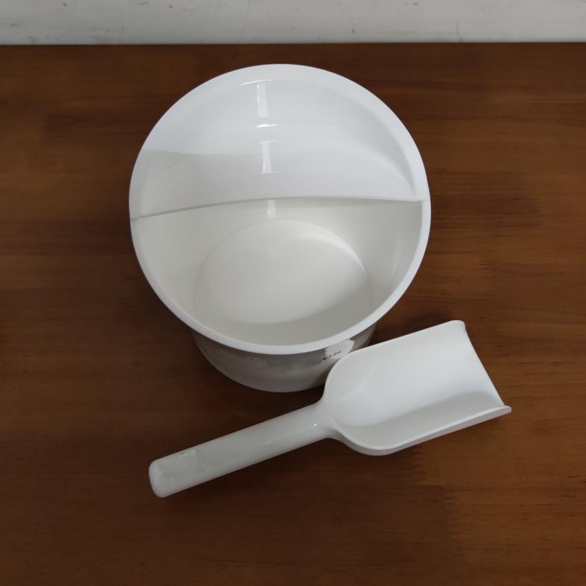 Weiße Eiskübel aus Kunststoff mit Schaufel, Maker, Sparwürfel, Stauraum, Form, Cooler2658