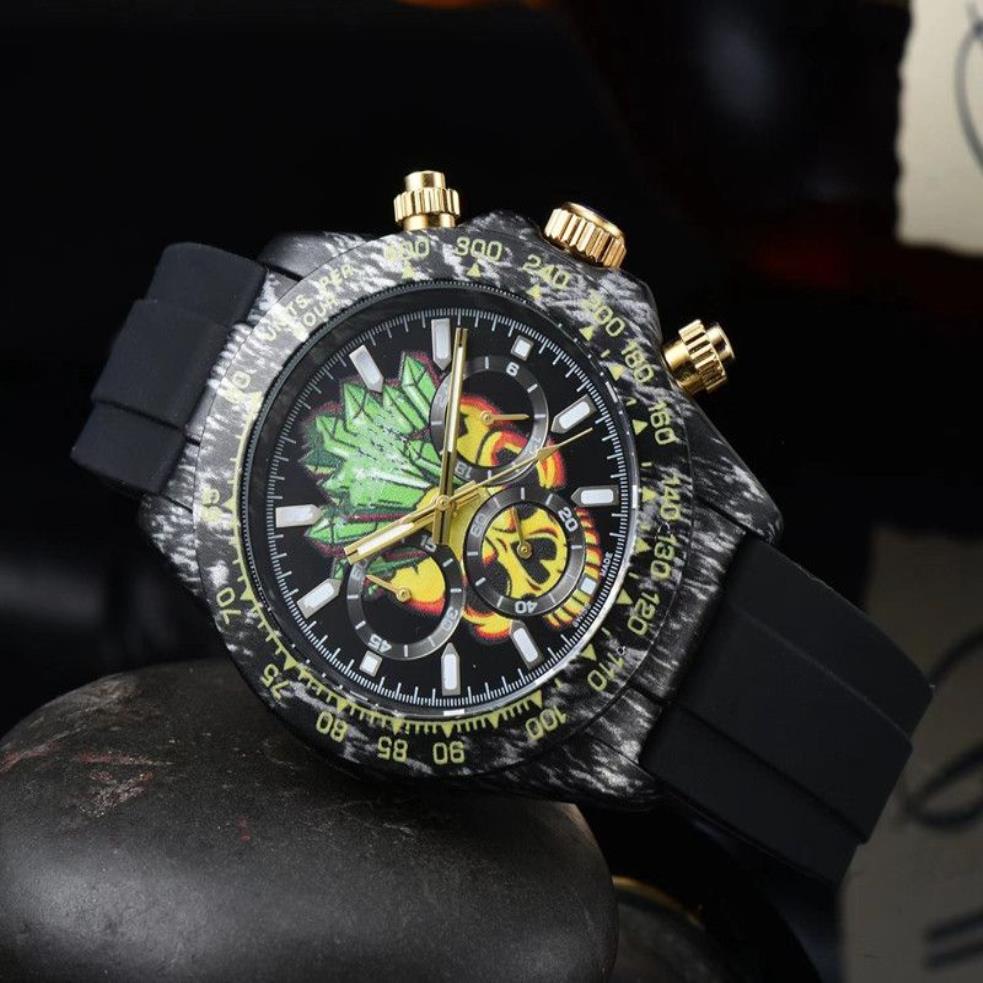 2022 Högkvalitativa män Luxury Watch Six Stitches All Dials Work Automatic Quartz Watches European Top Brand Chronograph Clock Fashi265y