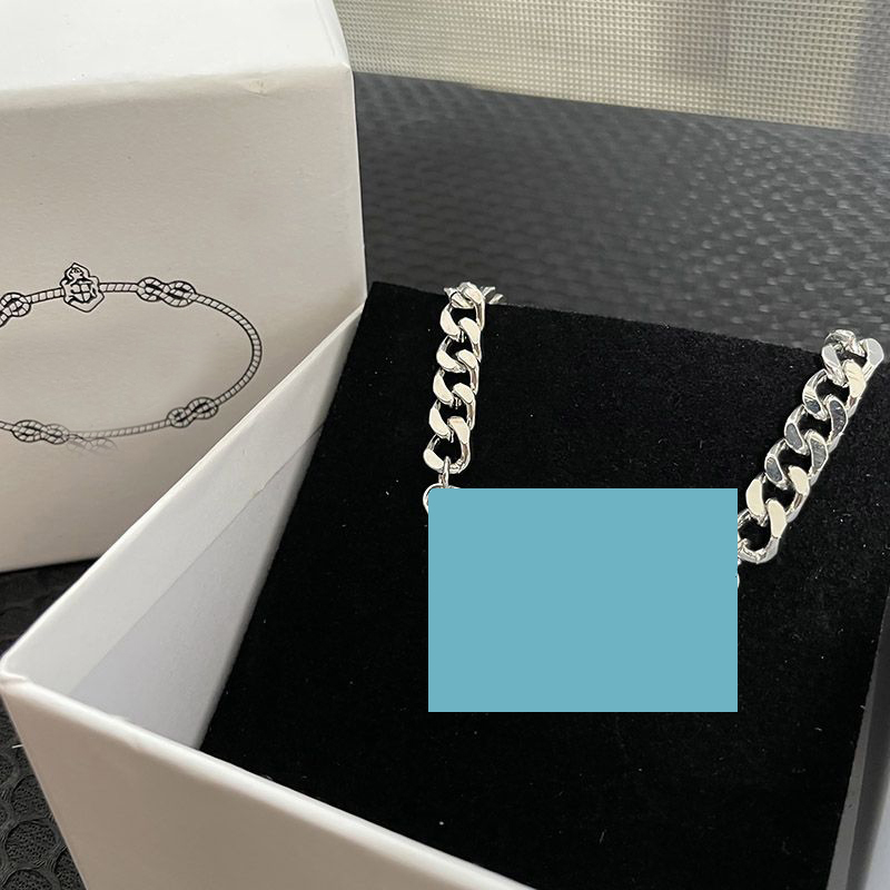 dapu Necklace 46 cm long box gorgeous jewelry necklace triangle male and female reverse silver