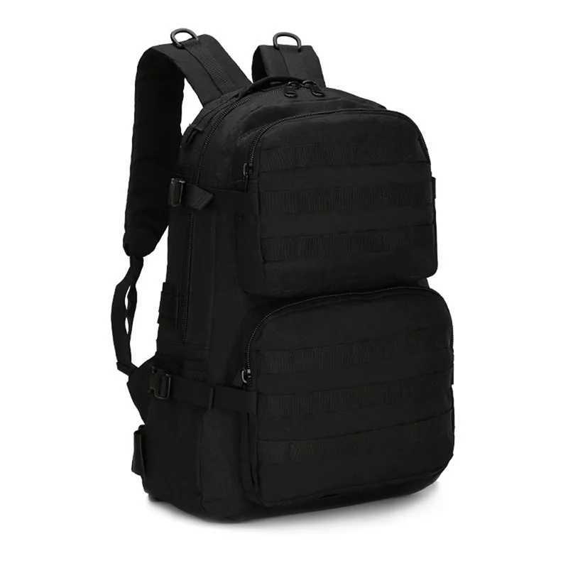 Bolsas de senderismo Paquete táctico al aire libre / Bolsa / Mochila / Mochila / Combate de asalto Camuflaje Táctico Molle 45L Mochila YQ240129