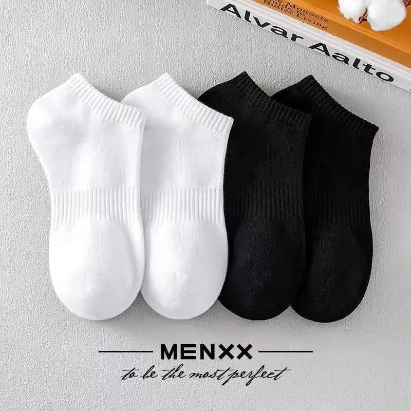 Sports Socks Women Men Black White Cute Socks Set Spring Summer Male Female Solid Color Sport Short Socks For Women Men Wholesale YQ240126