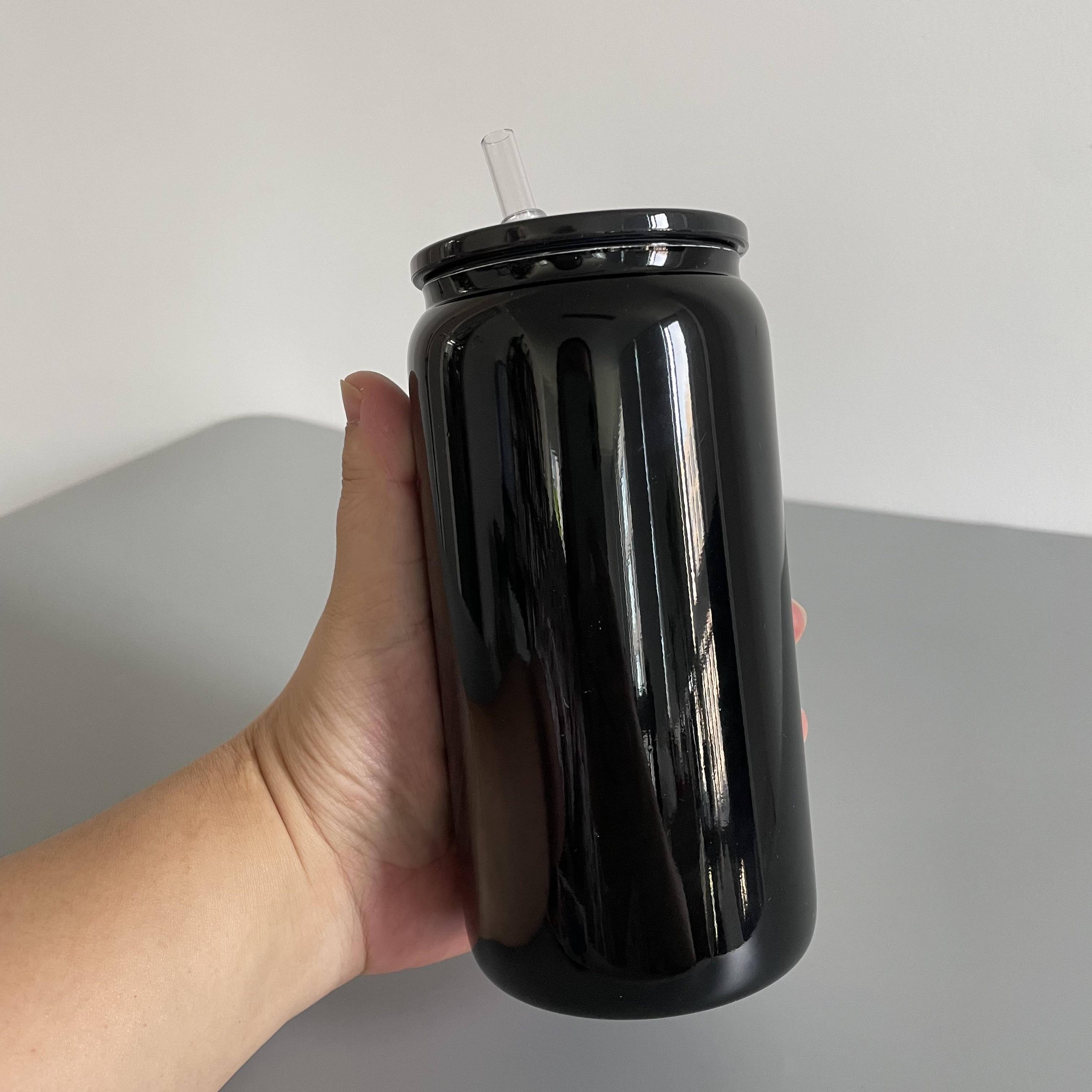 Recyclable solid glossy black 16oz borosilicate coffee beer cold drink glass can with pp plastic lids and straw for UV DTF wraps and vinyl