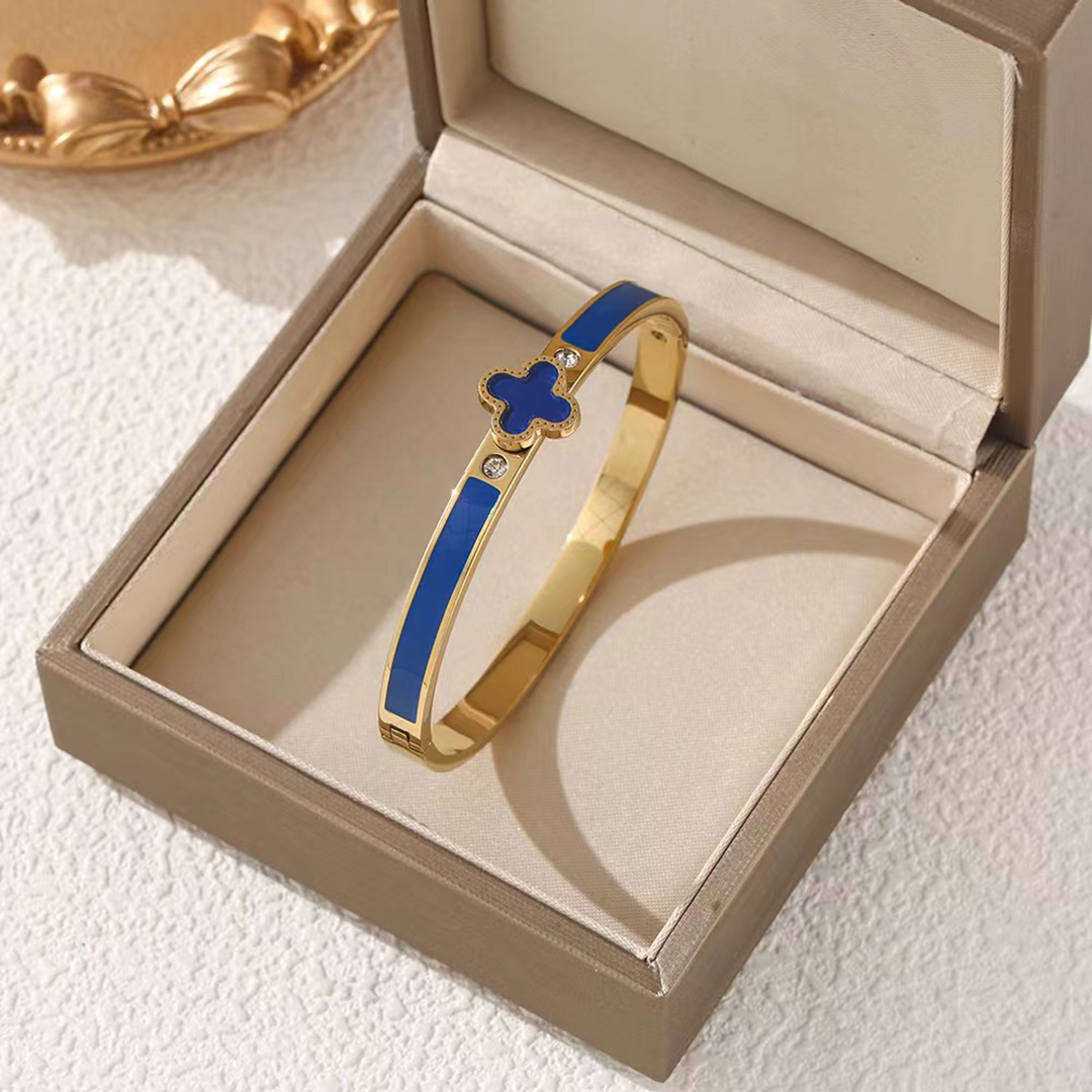 Bracelet de créateur Bracelets de marque de luxe Designer pour femmes Design de haute qualité Diamant Cent Bracelet de corps dur Cadeau de Noël Boîte à bijoux très belle bonne