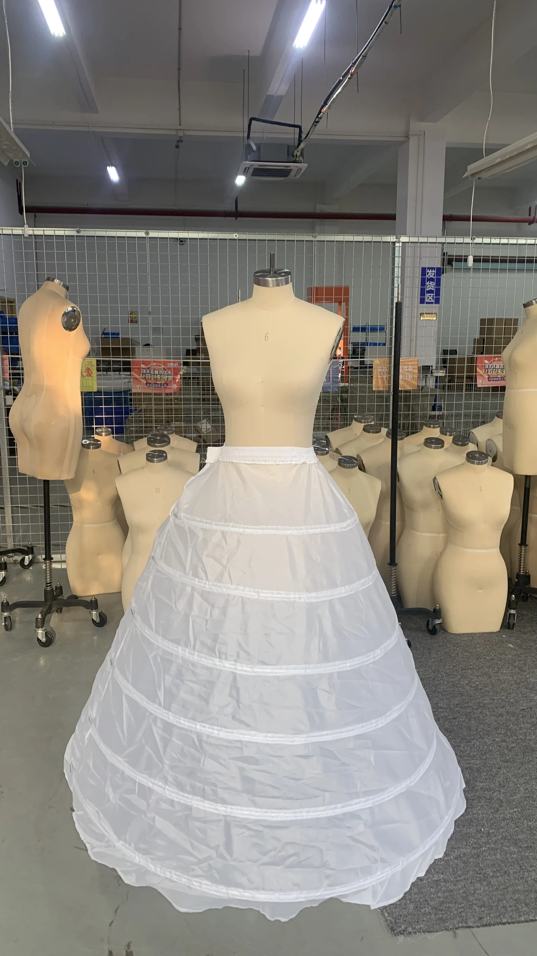 Auf Lager Ballkleid 6 Hoops Röcke Petticoat Braut Hochzeit Kleid Prinzessin Krinoline Unterrock Tutu Mädchen Zubehör CPA206