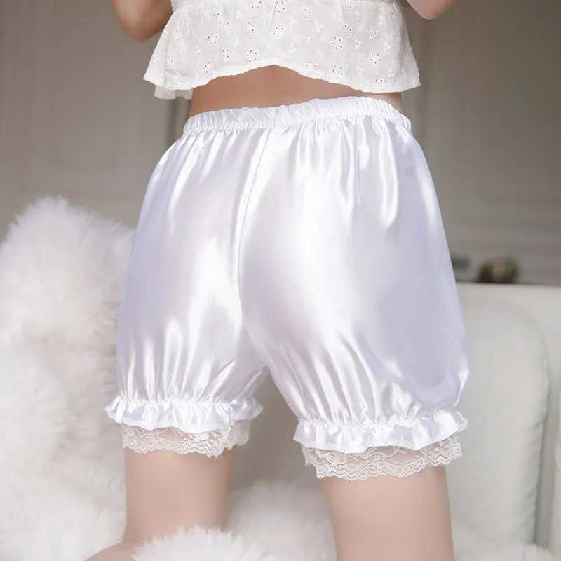 Leggings Femmes Mignon Dentelle Lolita Satin Knickers Femmes Fille Kawaii Culotte Mince Glace Soie Sécurité Shorts Plus Taille Lâche Vintage Victorien Bloomers YQ240130