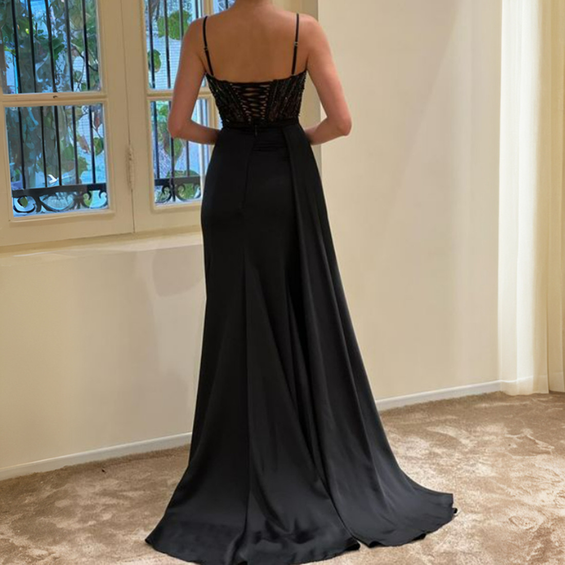 Schwarze, wunderschöne Abendkleider, Illusion-Spaghetti-Träger, Perlen-Abendkleider, elegantes, hoch geschlitztes, sexy Ballkleid, formelles Kleid, Dinner-Party, Roter Teppich-Outfit, NE009