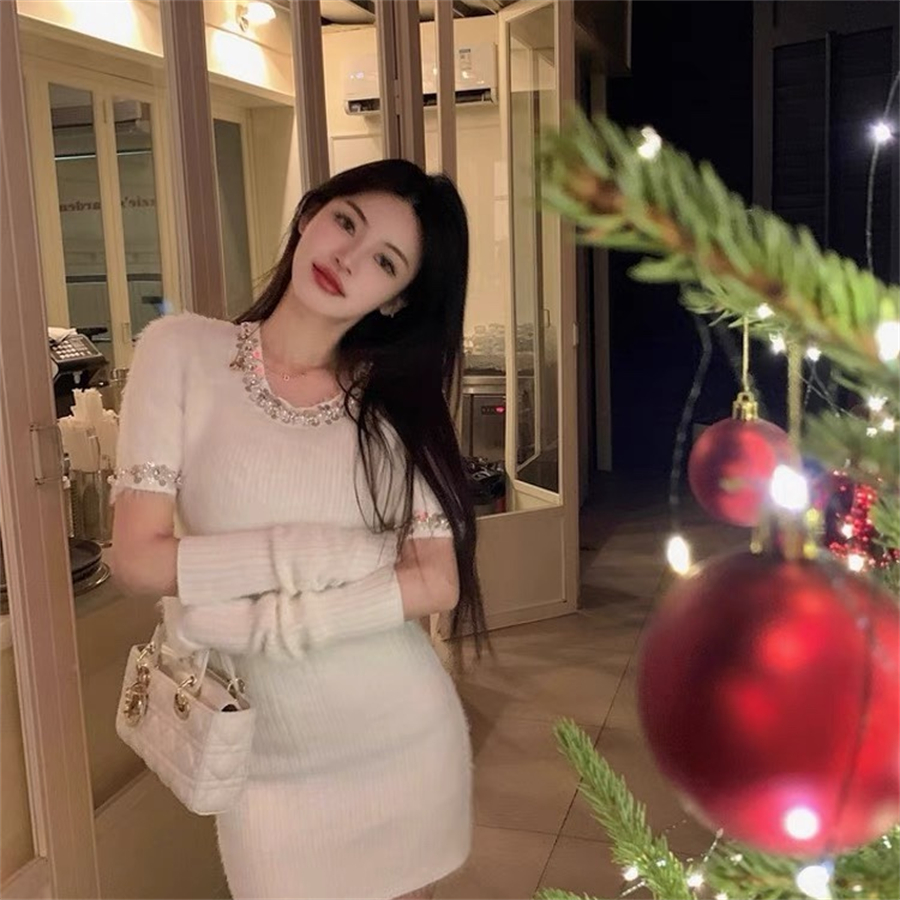 Women's dress sexy slim fit fashionable trend winter partydress white plush clothes rhinestone studded bead sleeves