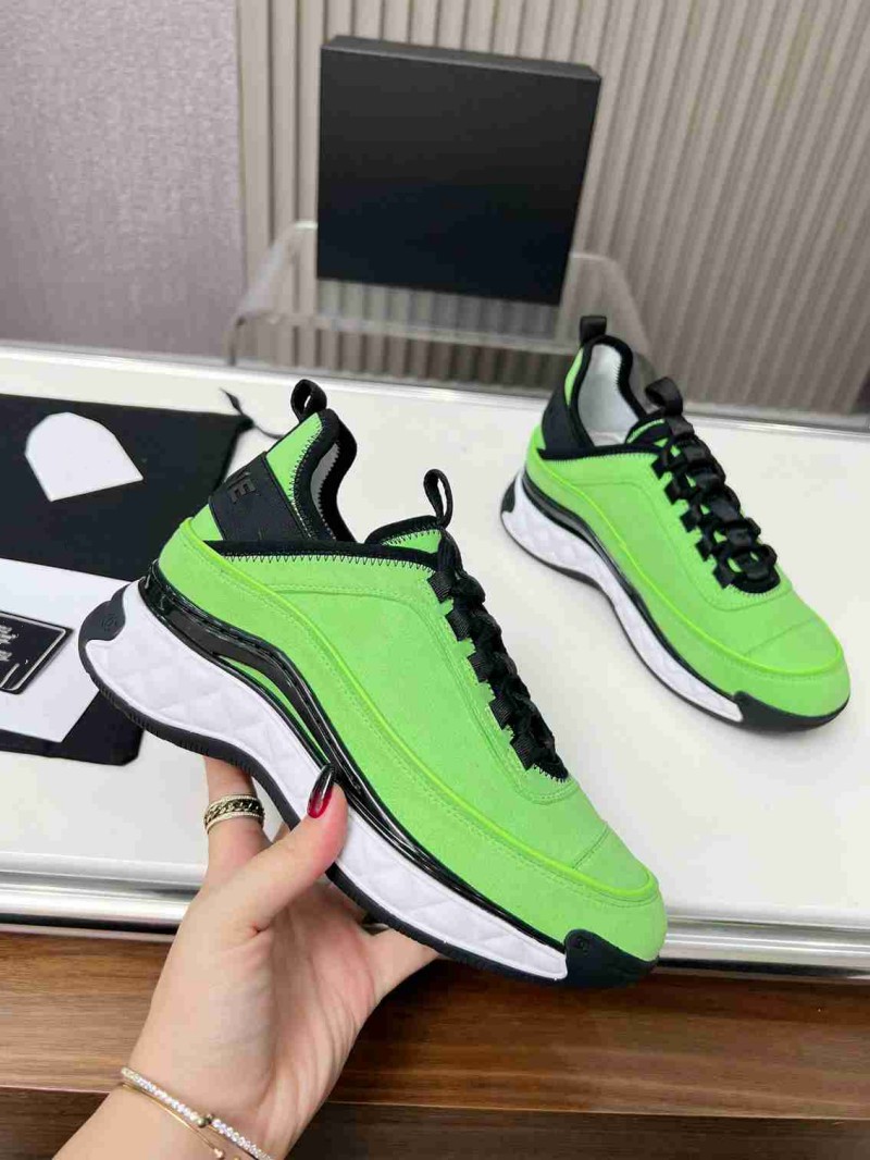 Klassiska parets trendiga nya färg Casual Sports Shoes Business Casual Shoes Sandaler Slippers High Heels Running Boots bekväma andningsbara äkta sneakers