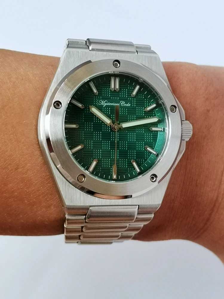 Outros relógios Relógio de luxo Mens 40mm Sports Watch VH31 Scan Second Quartz Watch Homenagem Top Luminous Watch Mysterious Code 2023 J240131