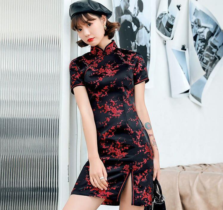 新しい春の夏中国語スタイル女性ファッションチョンサムサテンサテン刺繍花タンスーツドレスレディースカジュアルスリムショートスカートパーティードレス