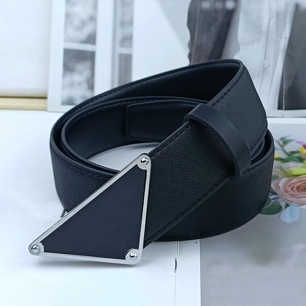 Designer Belt Woman New Fashion Belts Genuine Leather For Men Women Designers Gold Silver Buckle Popular Jeans Waist Belt Dress 730