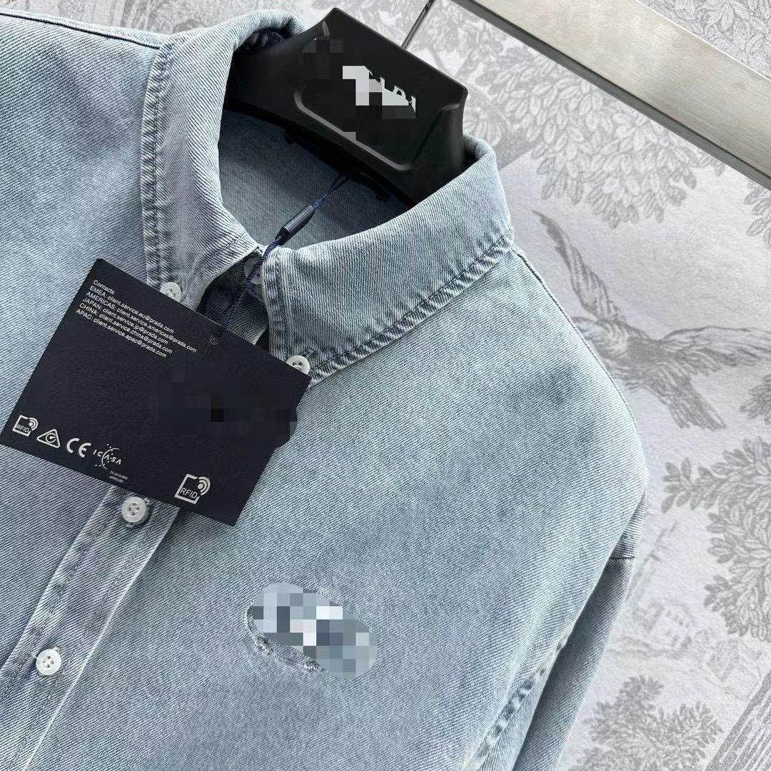 2024 Blue Denim Jacket Stake Tabel Neck Cardigans مصمم منفردة منفردة ذات الأكمام الطويلة سترات 30113