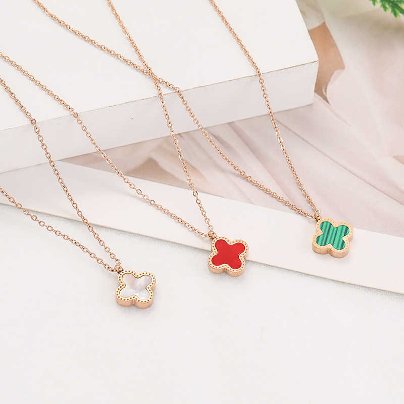 Designer Van Clap 1 Koreansk version Simple Doubleided Four Leaf Clover Necklace For Women 18K Rose Gold Titanium Steel Non Fading Jewelry Popular Collone Chain CL CL CL
