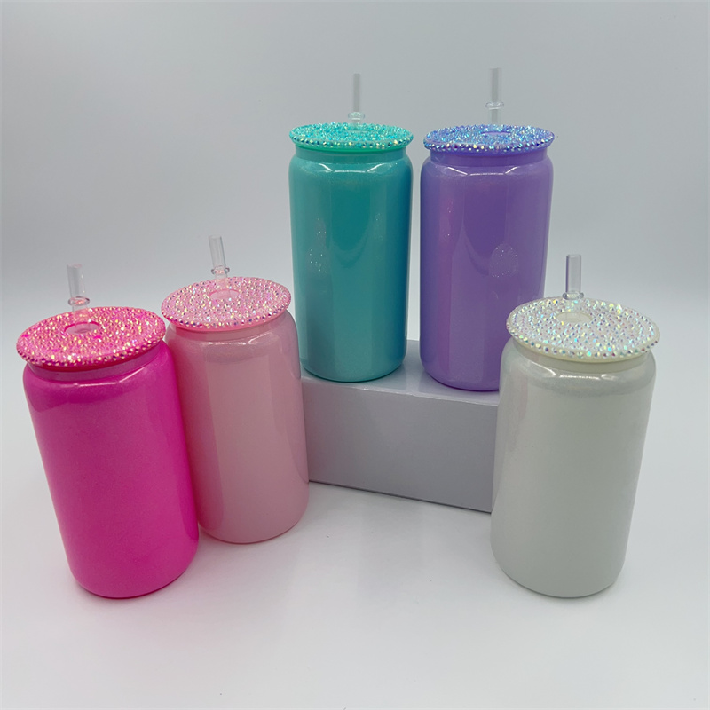 Bicchieri di vetro a sublimazione con glitter olografici da 16 once con coperchi scintillanti colorati Bicchiere arcobaleno brillante Barattolo di succo ghiacciato Bevanda Lattina di birra Bicchieri Tazza