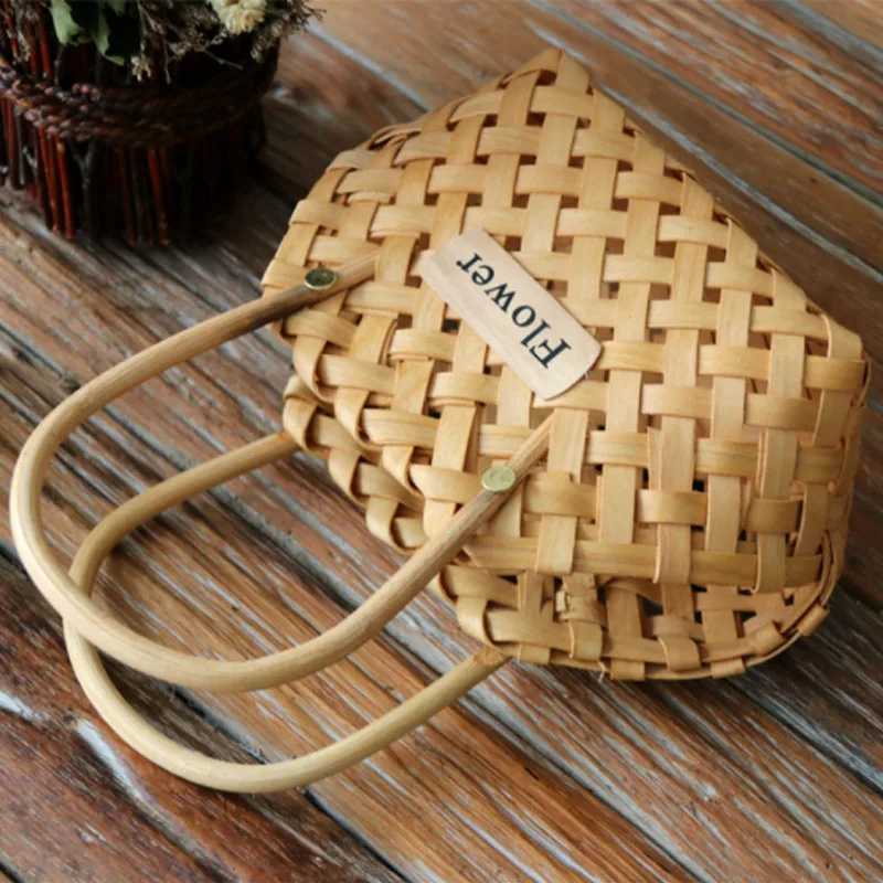 Evening Bags Womens handbag wooden chip small flower basket handbag wooden flower basket J240301