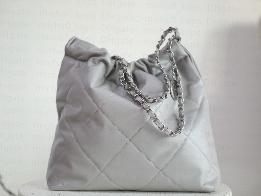 10A Top 22 Tote Bag Women Shopping Bag Designer Bag Genuine Leather Diamond Pattern Mini Chain Emblem Garbage Bag