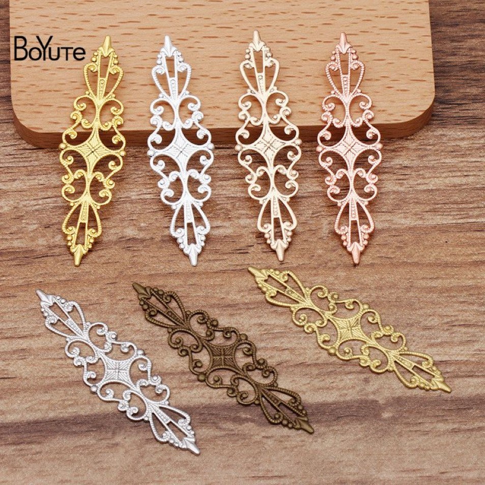 Boyute 50 stycken 15 57mm Metal Brass Stamping Filigree Flower Charm Hand Made Diy Charms för smycken tillverkning2496