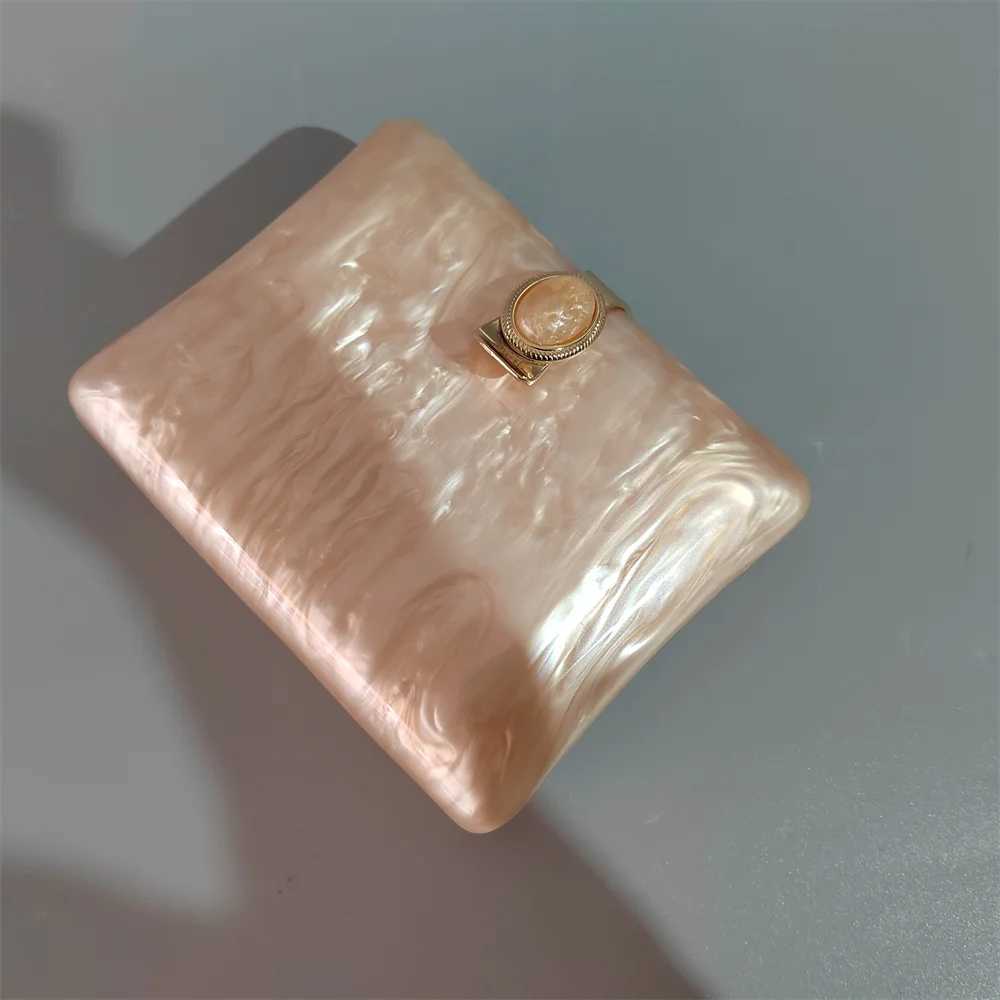 Evening Bags Luxury Lady Solid White Clutch Purse Vintage Party Prom Cute Casual Handbags New Shell Brand Designer Pearl Acrylic Evening Bags J240301