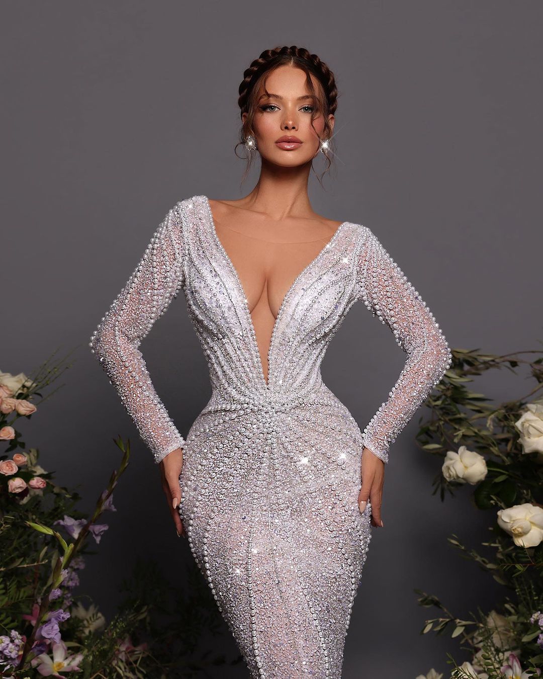 Fashion Mermaid Wedding Dresses Deep V-neck Sequined Pearls in Line Long Sleeves Backless Zipper Custom Made Plus Size Bridal Gown Vestidos De Novia