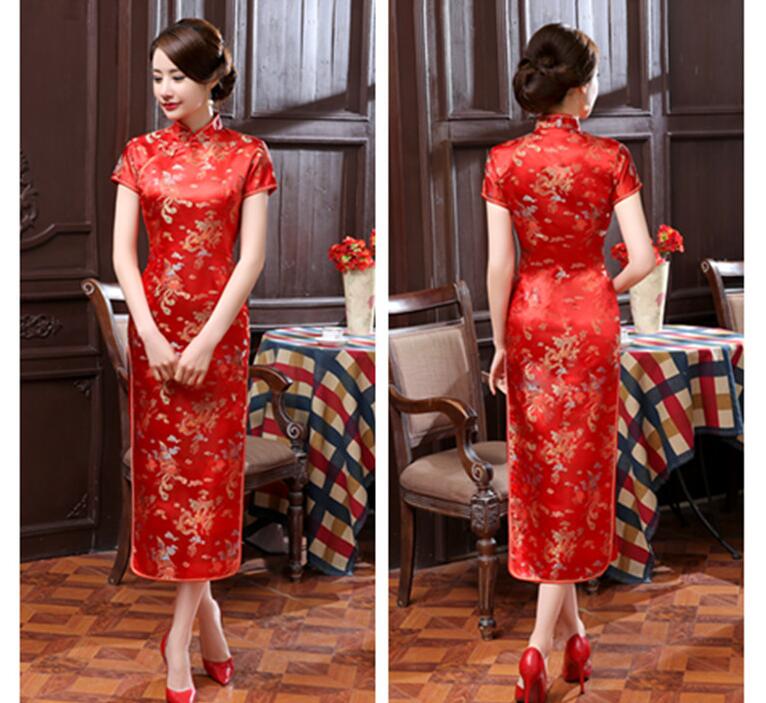 Großhandel im neuen chinesischen Stil Vintage Damen Seidensatin Lange Cheongsam Stickerei Blumenröcke Damen Freizeitkleid Hochzeit Abend Party Kleider Größe S-6XL