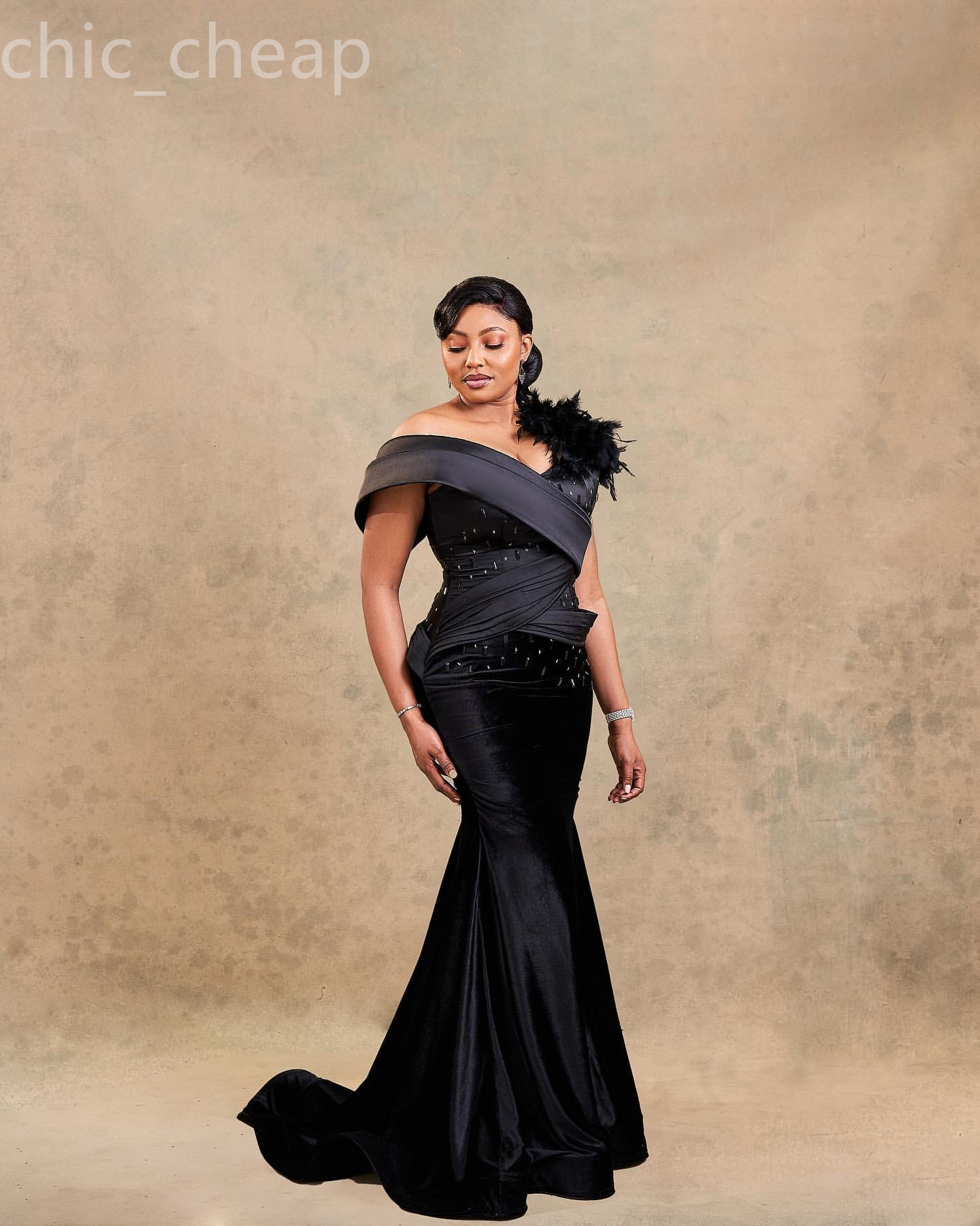 2024 Aso Ebi Black Mermaid Prom Dress Feather Crystals Satin Evening Formal Party Second Reception 50th Birthday Engagement Gowns Dresses Robe De Soiree ZJ96