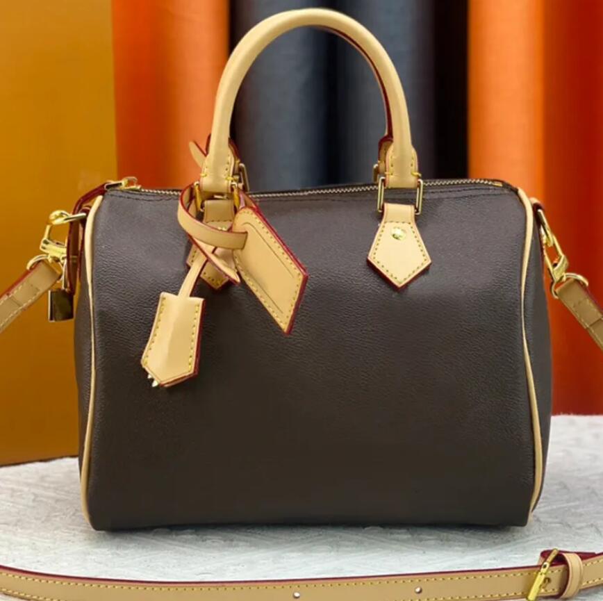 дизайнерская сумка, модная сумка через плечо, универсальная женская сумка, дизайнерская подушка с буквенным принтом, 25 см, летняя сумка на плечо, прикрепленная