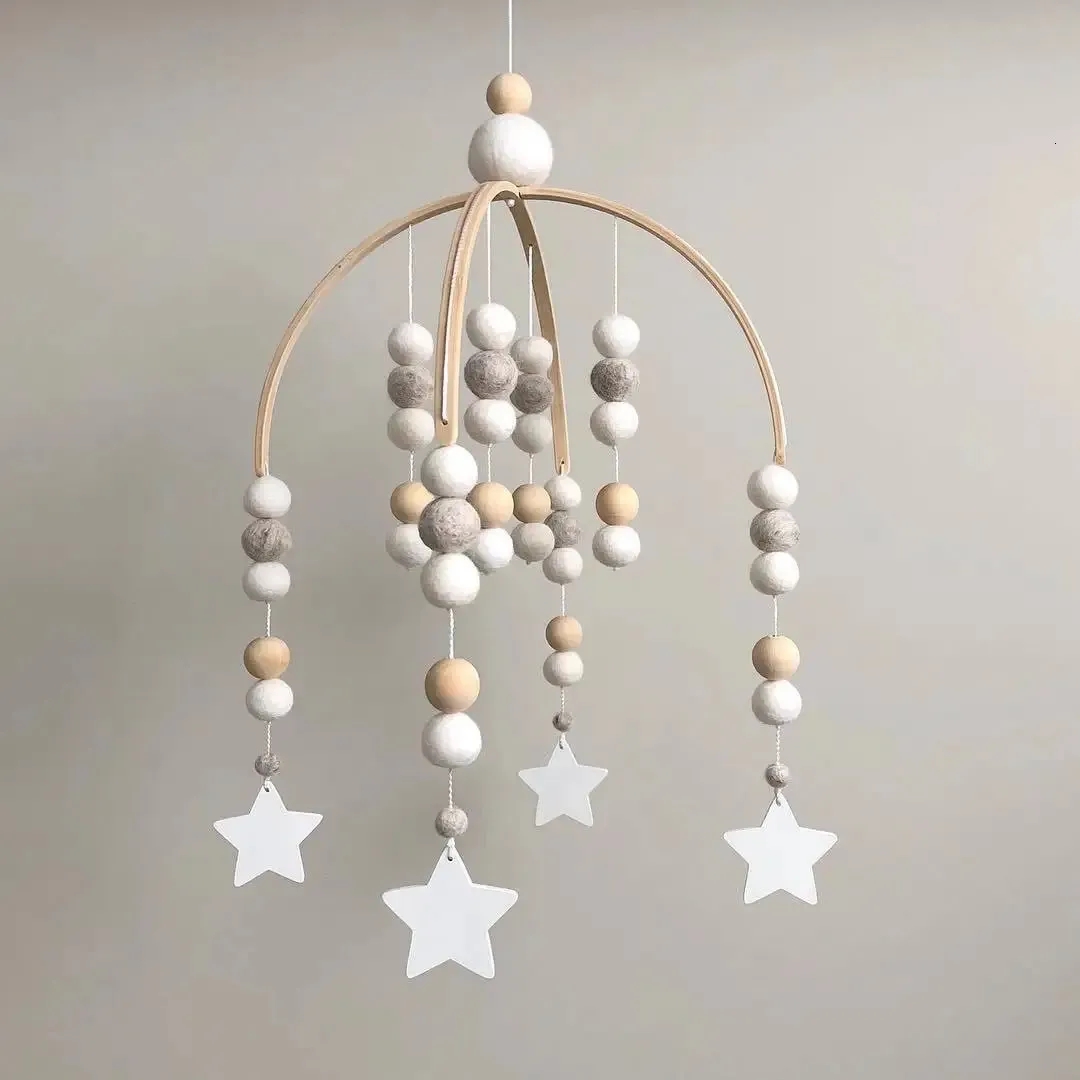 2024 Ins Nordic Wind Chime Plush Ball Träpärlor Baby Kid Bedroom Room Decor Handgjorda väggar hängande ornament Po Props Wind Chime
