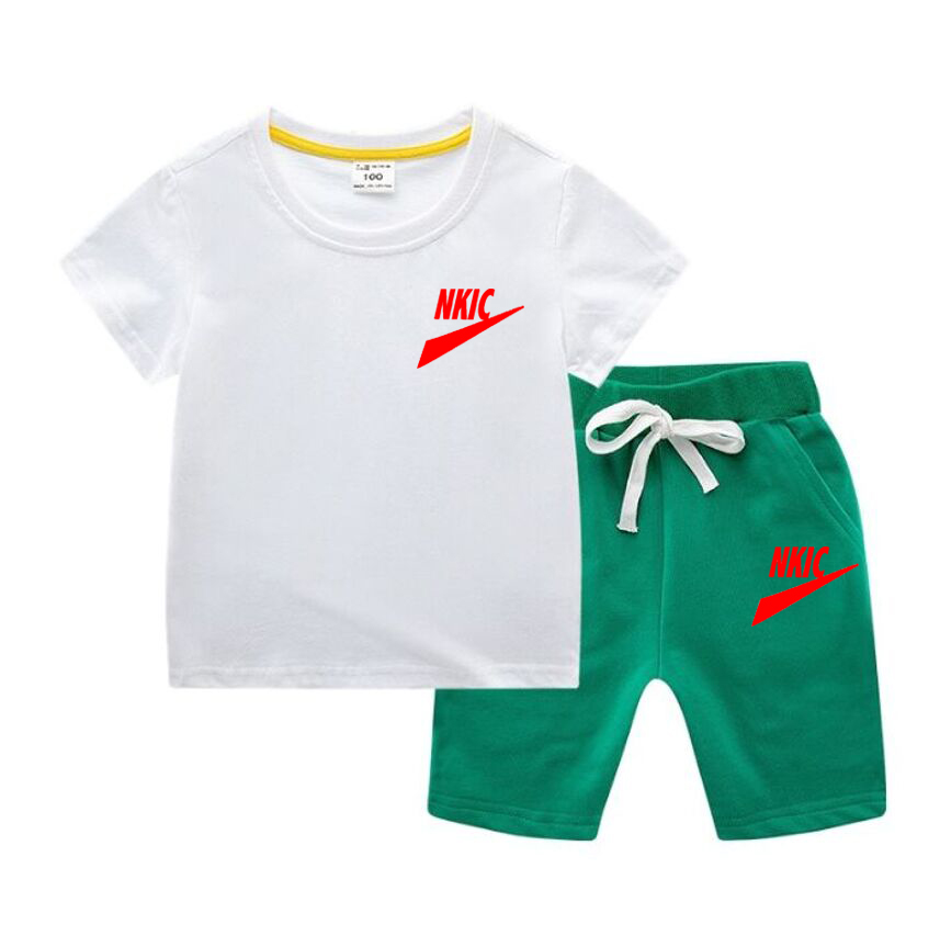 2024 Kidskläder set sommar avslappnad kort ärm elastiska midjeshorts kostymer småbarnsuppsättningar för flickor pojkar