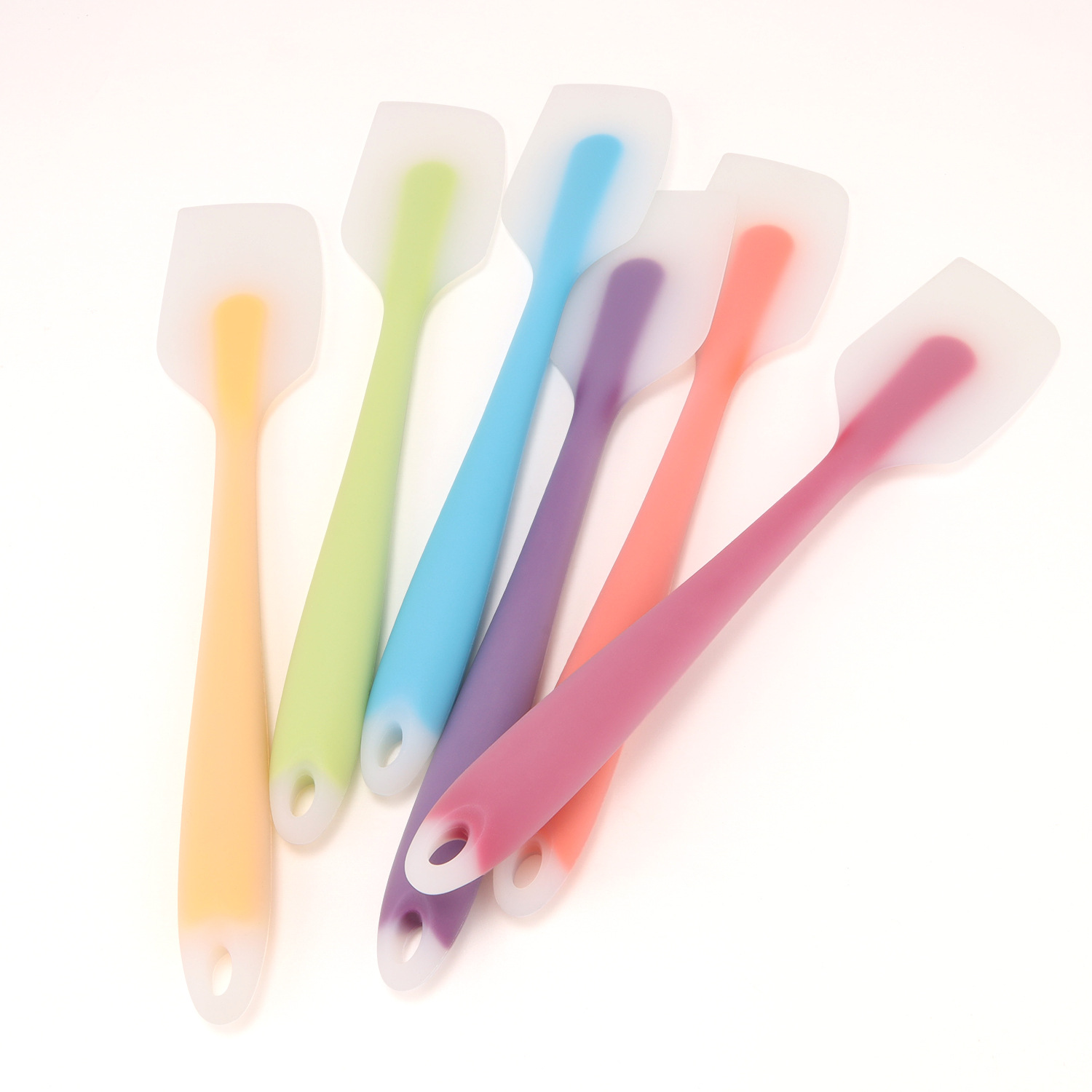 Cuisine Silicone crème beurre gâteau spatule grattoir brosse mélangeur brosses outil de cuisson ustensiles de cuisine résistance à haute température forme irrégulière HZ130