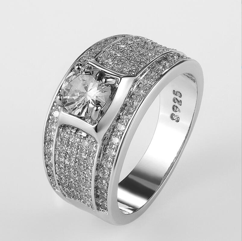 2024 Choucong Wedding Ournings luksusowa biżuteria 925 srebrny okrągły krój biały 5a Cubic Cyrcon Pave Cz Diamond Party Women Men Men Eleganc Band Ring Prezent