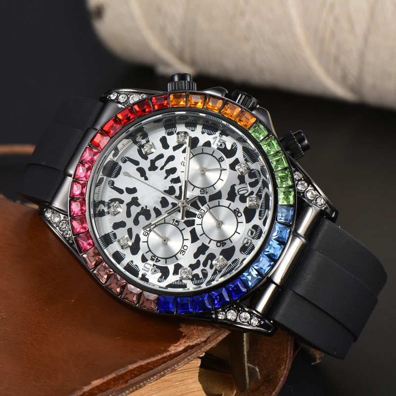 2024 Relogio Masculino Diamond Mens Watches Luxury Watch Fashion Black Dial Calendar Gold Armband Folding Clasp Master Male Gifts Par