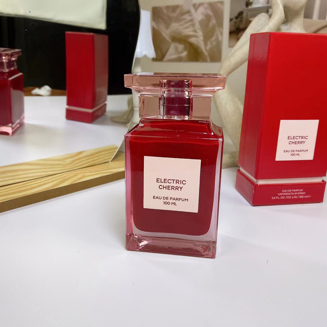 Marka projektantów zapach Elektryczne wiśniowe perfumy dla kobiet Eau de parfum spray 50 ml 100 ml spray długotrwały zapach dziewczyna prezenty luksusowe parfum szybka dostawa